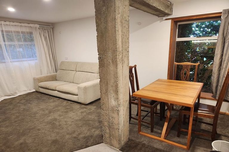 Photo of property in 34 Cannon Hill Crescent, Mount Pleasant, Christchurch, 8081