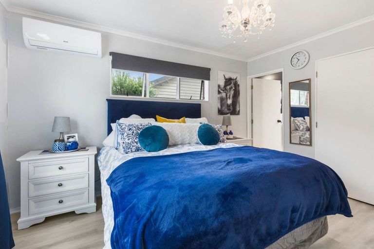 Photo of property in 5 Rosebank Avenue, Kelvin Grove, Palmerston North, 4414