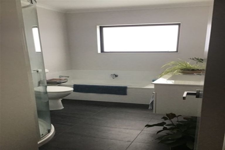 Photo of property in 16a Insley Street, Mangawhai, 0505