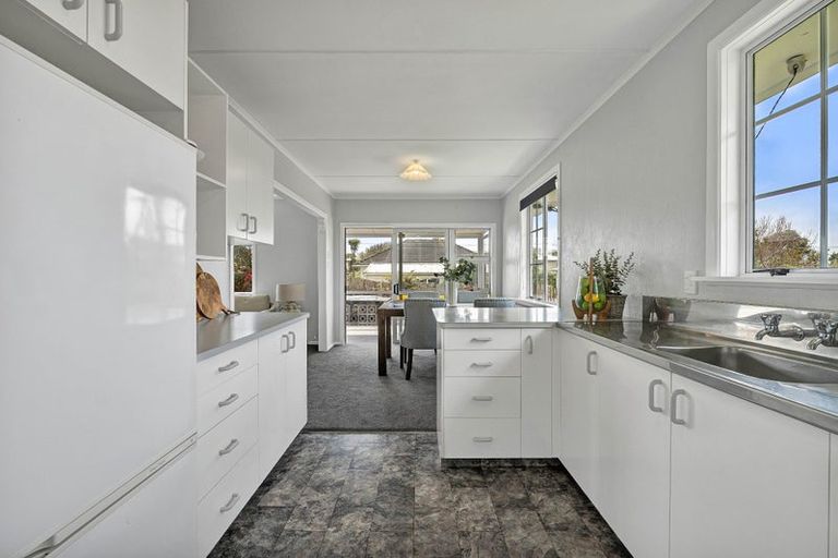 Photo of property in 14a Trafalgar Street, Westown, New Plymouth, 4310