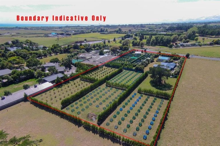 Photo of property in 14 Mountain Road, Sentry Hill, New Plymouth, 4373