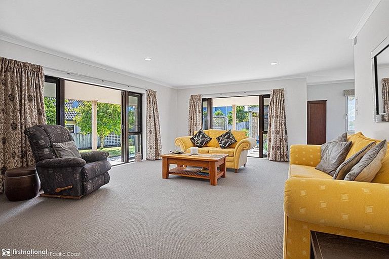 Photo of property in 39 Browns Drive, Waihi Beach, 3611