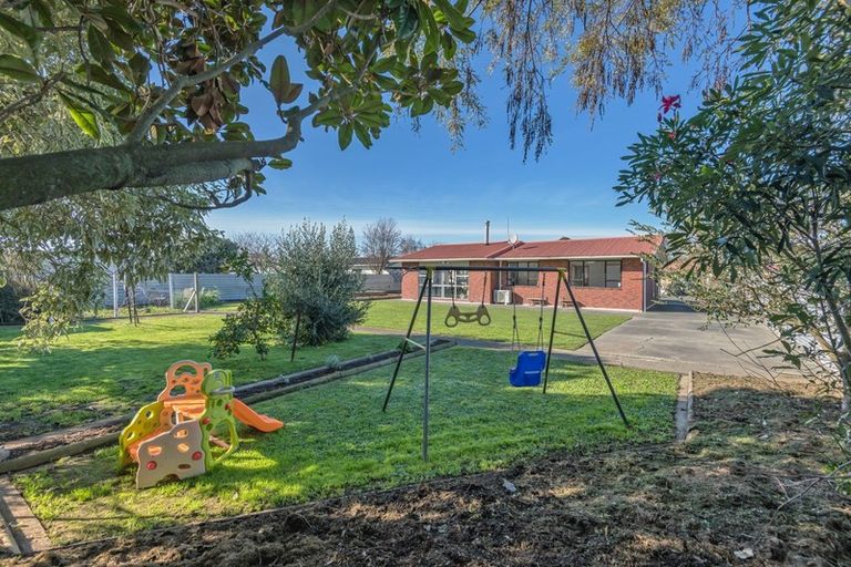Photo of property in 12a Russell Street, Feilding, 4702