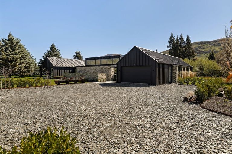 Photo of property in 35a Old School Road, Lower Shotover, Queenstown, 9371