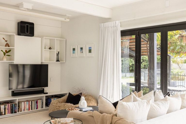 Photo of property in 79 Mchardy Street, Havelock North, 4130