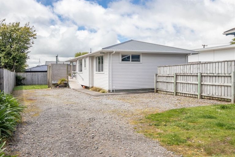 Photo of property in 5a Maire Street, Inglewood, 4330