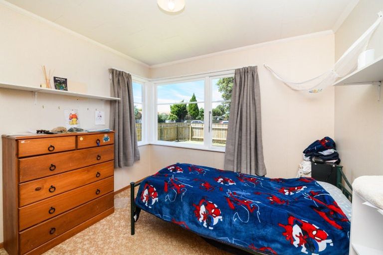 Photo of property in 7 College Street, Awapuni, Palmerston North, 4412