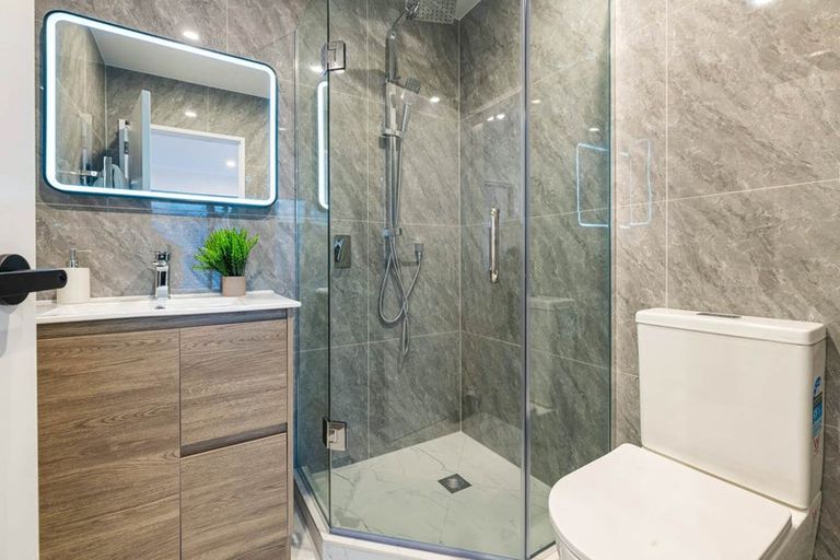 Photo of property in 3/12 William Street, Mangere East, Auckland, 2024