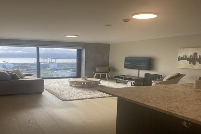 Photo of property in Frame Apartments, 1202/111 Molesworth Street, Thorndon, Wellington, 6011