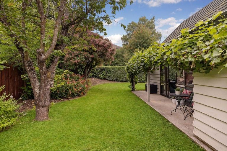 Photo of property in 36 Adamson Drive, Arrowtown, 9302