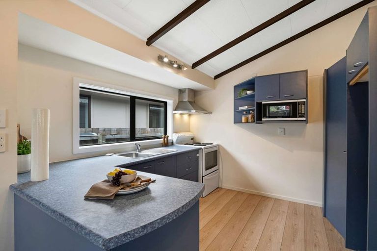 Photo of property in 2/42 Heywood Terrace, Richmond, Christchurch, 8013