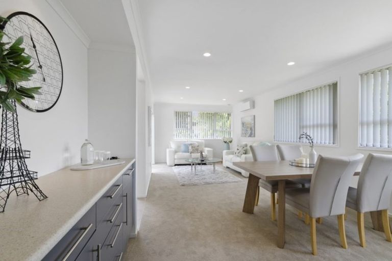 Photo of property in 83 Advene Road, Cockle Bay, Auckland, 2014