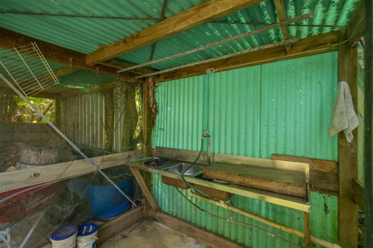 Photo of property in 7 Stony Bay Road, Port Charles, Coromandel, 3584