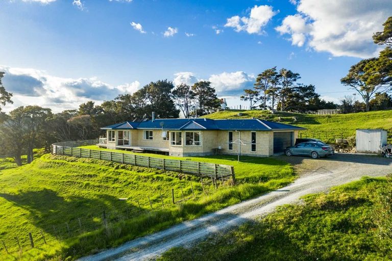 Photo of property in 251 Griffin Road, Maungaturoto, 0583