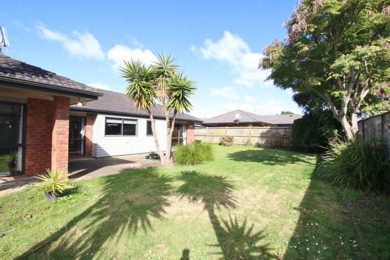 Photo of property in 174 Wattle Farm Road, Wattle Downs, Auckland, 2103