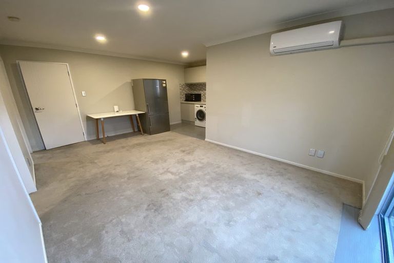 Photo of property in 18 Mural Place, Greenhithe, Auckland, 0632