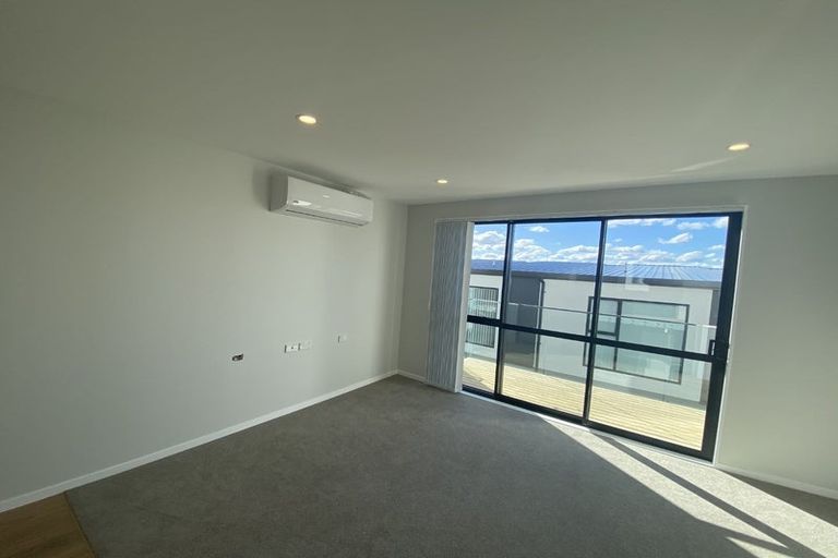 Photo of property in 29 Hinonga Loop, Silverdale, 0932