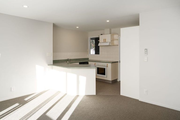 Photo of property in 126 Clarence Street, Riccarton, Christchurch, 8011