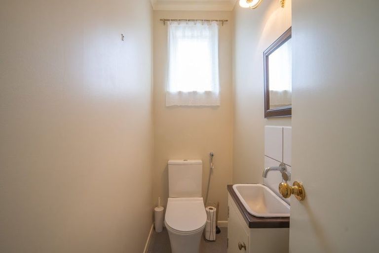 Photo of property in 66a Lake Crescent, Hamilton Lake, Hamilton, 3204