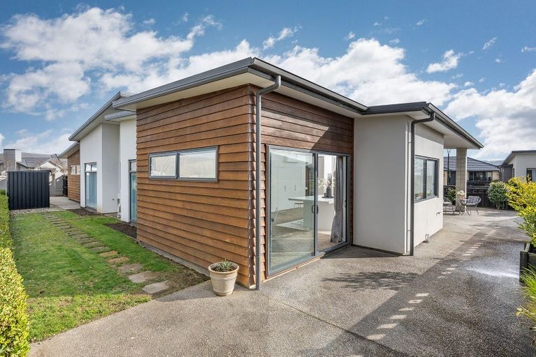 Photo of property in 24 Glengarry Court, Mosgiel, 9024