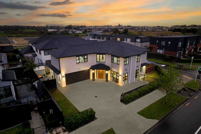 Photo of property in 6 Tuangi Road, Karaka, Papakura, 2113