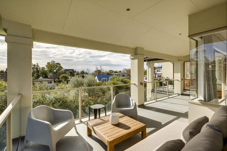 Photo of property in 6 Burbury Ridge, Havelock North, 4130