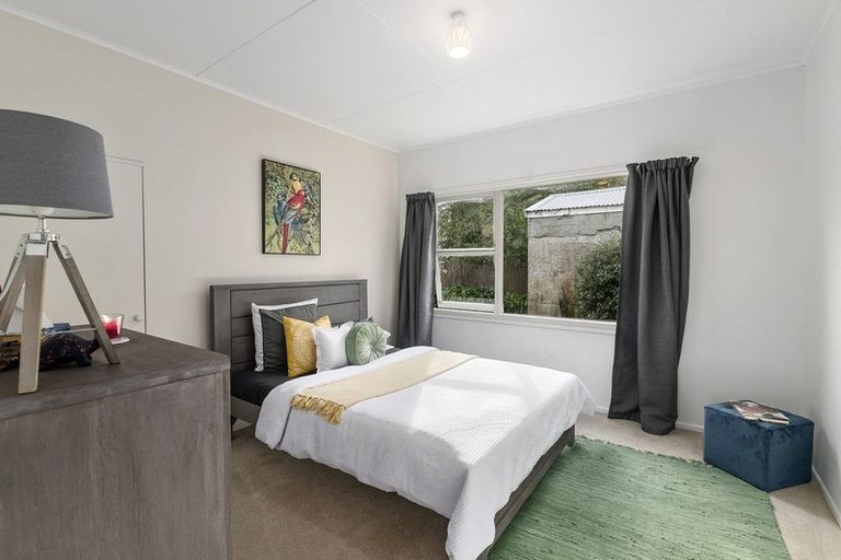 Photo of property in 18 Rimu Road, Raumati Beach, Paraparaumu, 5032