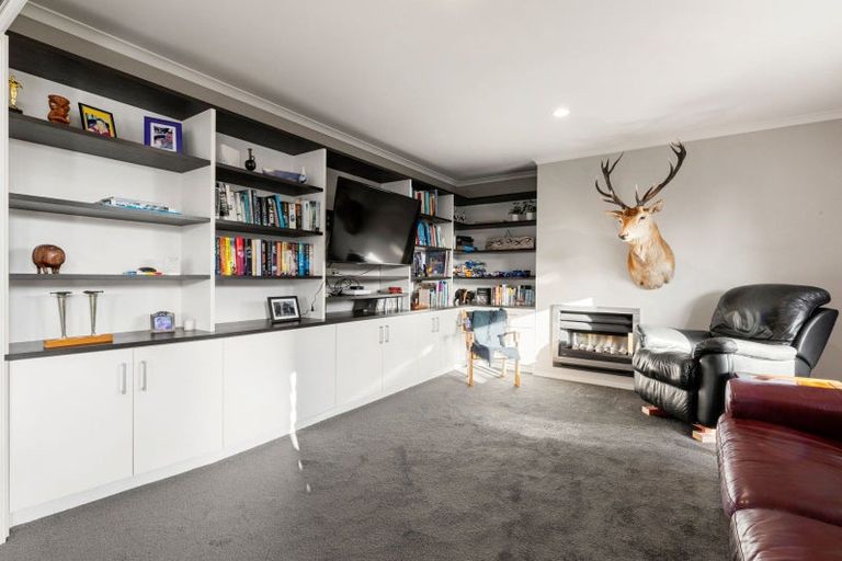 Photo of property in 49 Clare Street, Cambridge, 3434