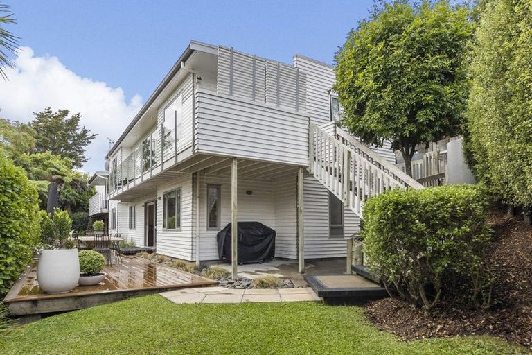Photo of property in 89a Beach Haven Road, Beach Haven, Auckland, 0626
