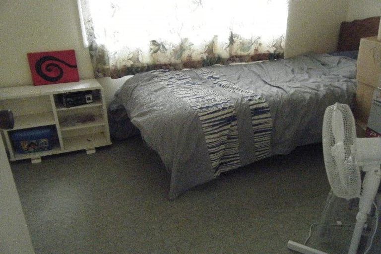 Photo of property in 92 Arahura Crescent, Waitangirua, Porirua, 5024