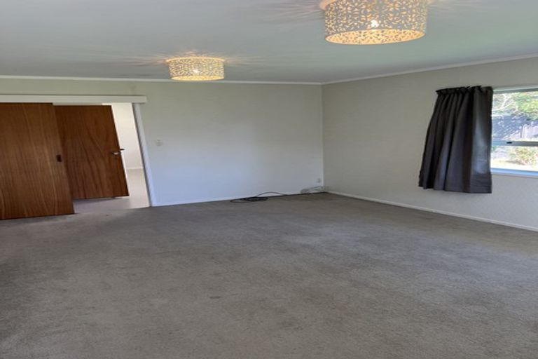 Photo of property in 3/16 Vivian Wilson Drive, Eastern Beach, Auckland, 2012
