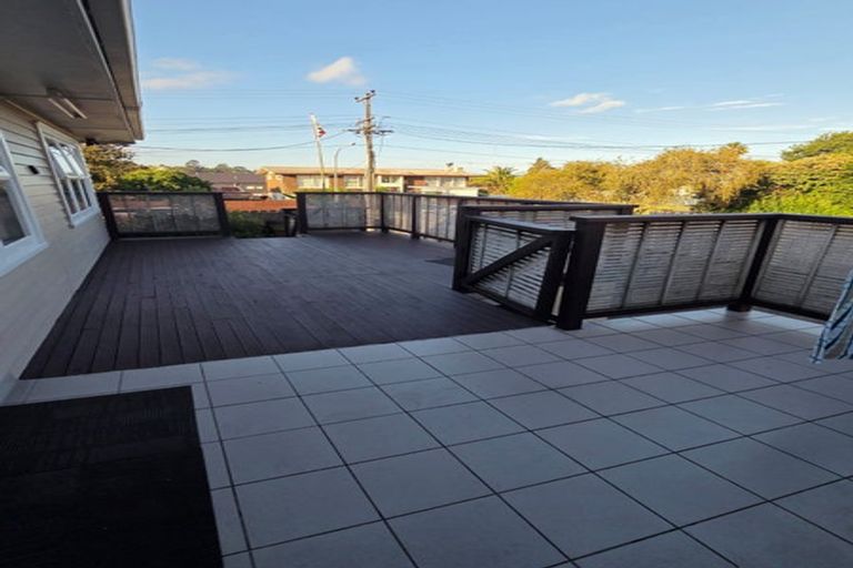 Photo of property in 20 Harrington Road, Henderson, Auckland, 0610