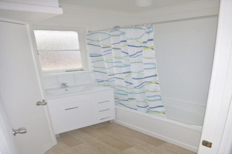 Photo of property in 6 Tennessee Avenue, Mangere East, Auckland, 2024