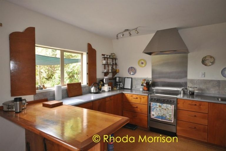 Photo of property in 257 Metcalfe Road, Matakohe, 0593