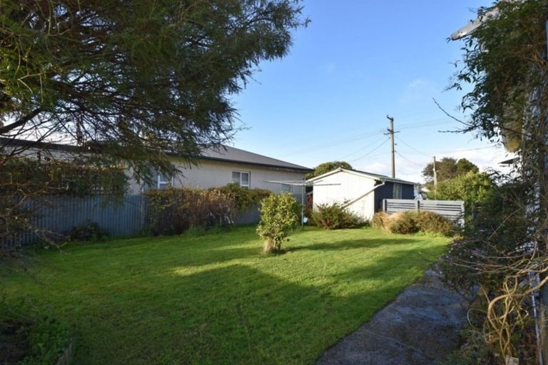 Photo of property in 44 Moa Street, Waikiwi, Invercargill, 9810