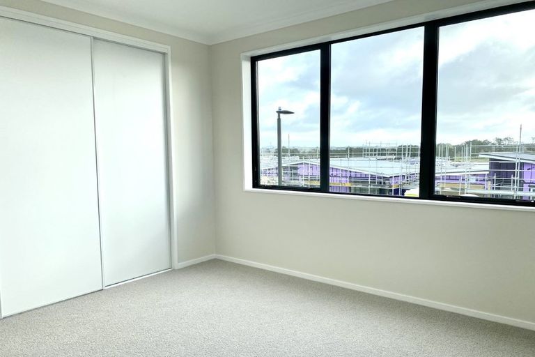 Photo of property in 32 Pamu Road, Whenuapai, Auckland, 0618