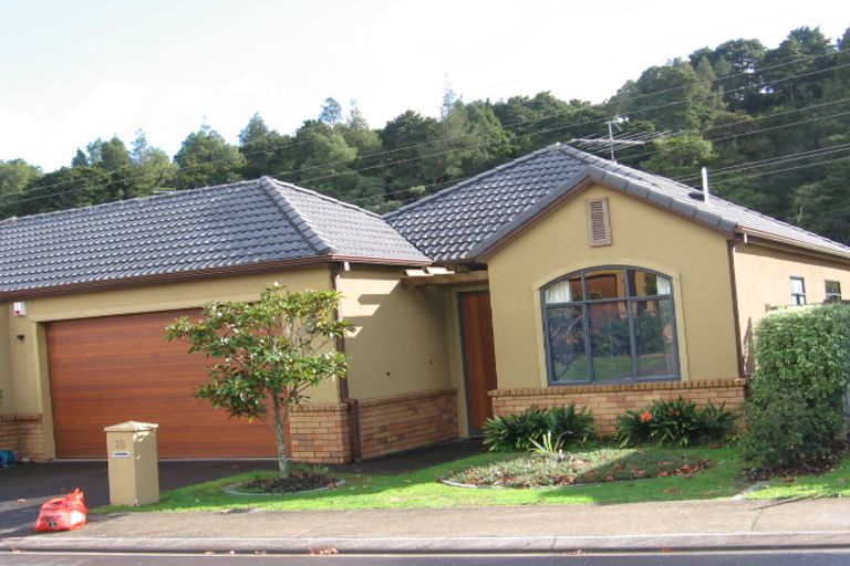 Photo of property in 18 Villanova Place, Albany, Auckland, 0632