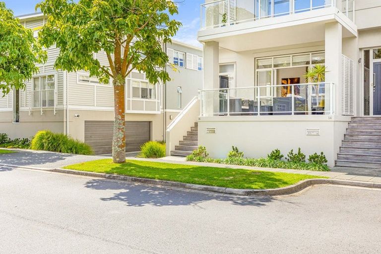 Photo of property in 16 Parkside Drive, Orewa, 0931