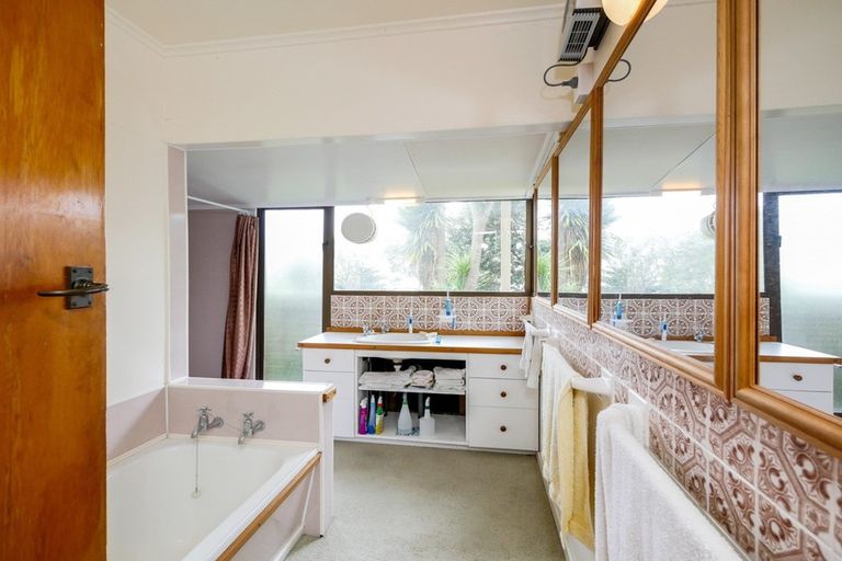 Photo of property in 417 Portobello Road, Macandrew Bay, Dunedin, 9077