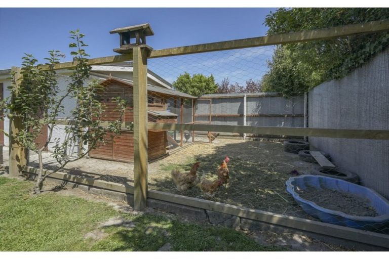Photo of property in 2 Manchester Place, Rangiora, 7400