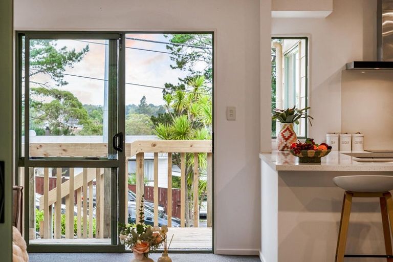 Photo of property in 46a Don Buck Road, Massey, Auckland, 0614