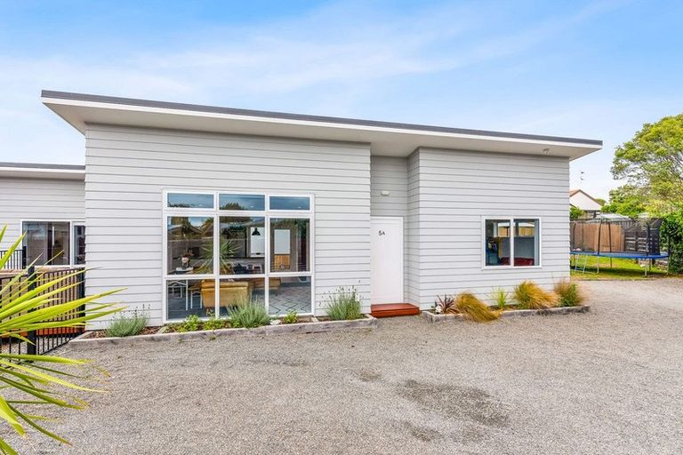 Photo of property in 5a Sharda Grove, Paraparaumu Beach, Paraparaumu, 5032