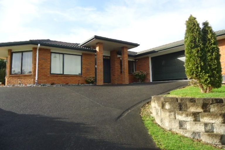 Photo of property in 6 Chelmsley Avenue, Henderson, Auckland, 0612