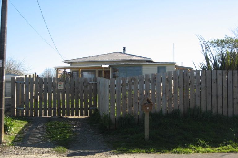 Photo of property in 2 Taumaihi Street, Bulls, 4818