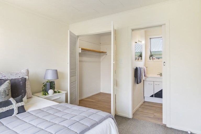 Photo of property in 52a Vardon Road, St Andrews, Hamilton, 3200