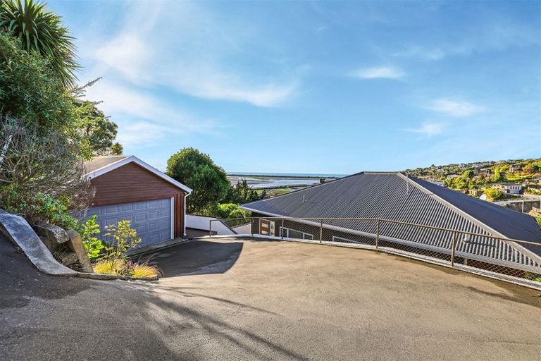 Photo of property in 71 Mount Pleasant Road, Mount Pleasant, Christchurch, 8081