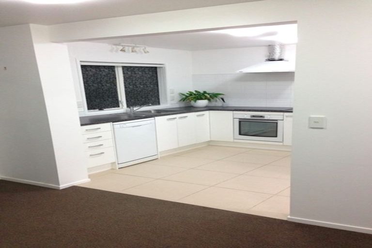 Photo of property in 1/15 Belle Vue Avenue, Northcote Point, Auckland, 0627