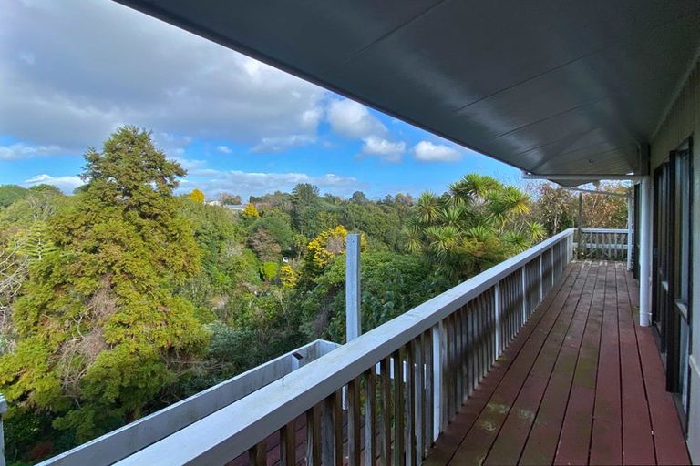Photo of property in 11 Tasman Street, Vogeltown, New Plymouth, 4310