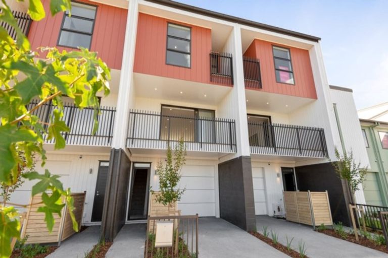 Photo of property in 9 Bonnette Road, Flat Bush, Auckland, 2019