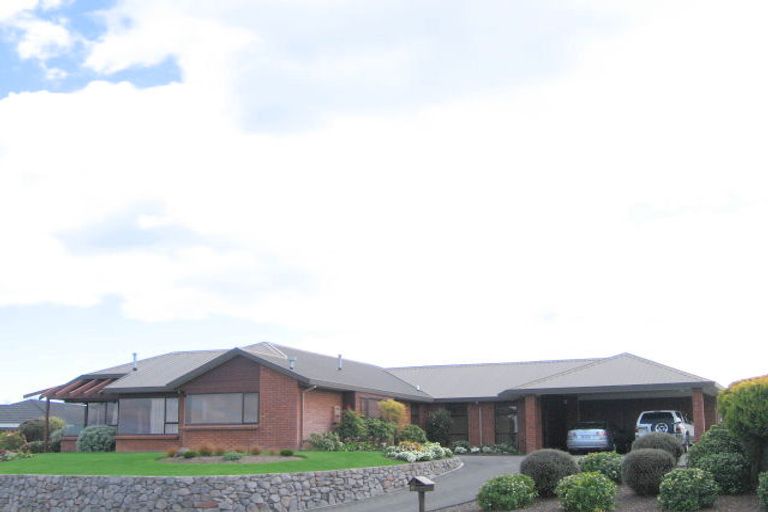Photo of property in 80 Harvey Street, Waipahihi, Taupo, 3330